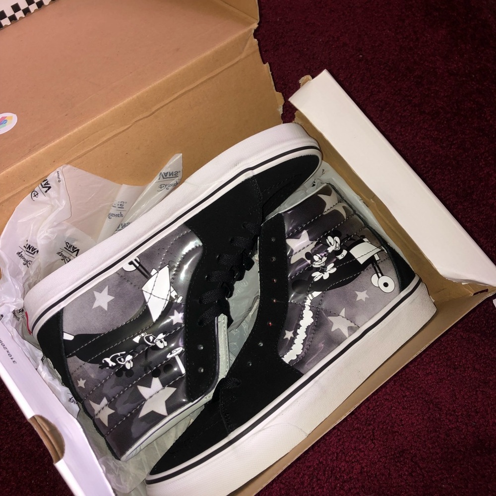 LIMITED EDITION DISNEY VANS